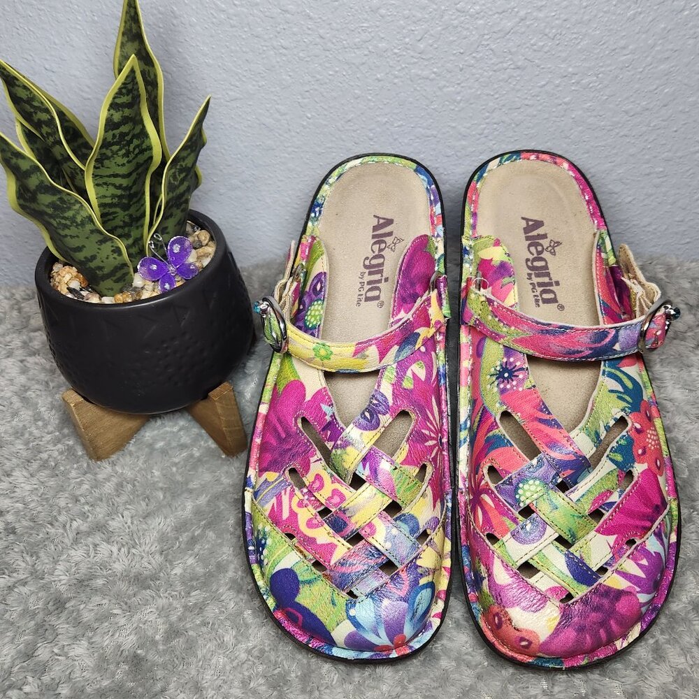 Like New - Alegria Fresia Happy Days Comfort Clogs Slip-ons Floral - Size: 7.5